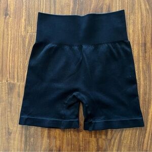 Amazon Black Ribbed Bike Exercise Shorts size small